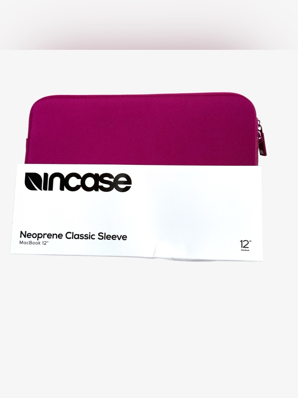 Incase Neoprene Classic Sleeve - Magenta Pink